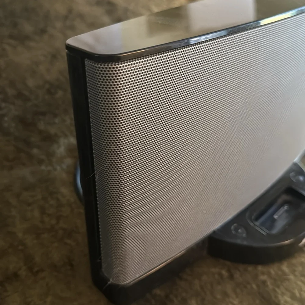 BOSE SoundDock Series II speaker - Picture 9 of 12